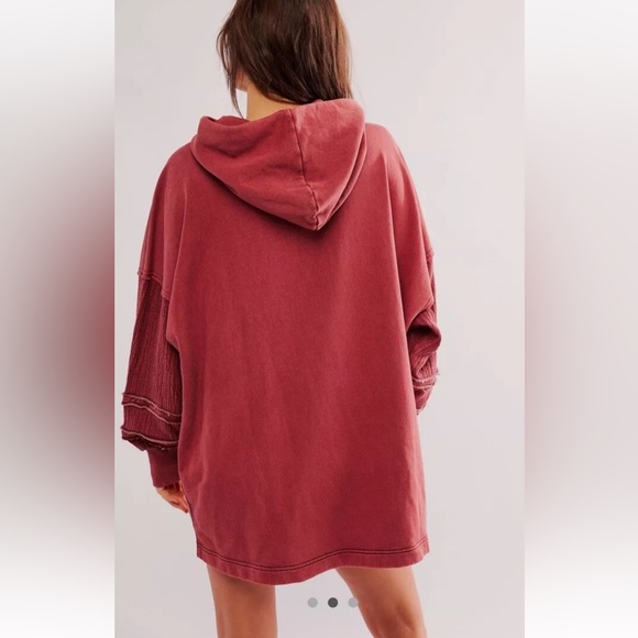 Free People Last Call Sweatshirt Hooded Cut Out Knit Sleeves Piecing Red - Picture 2 of 5